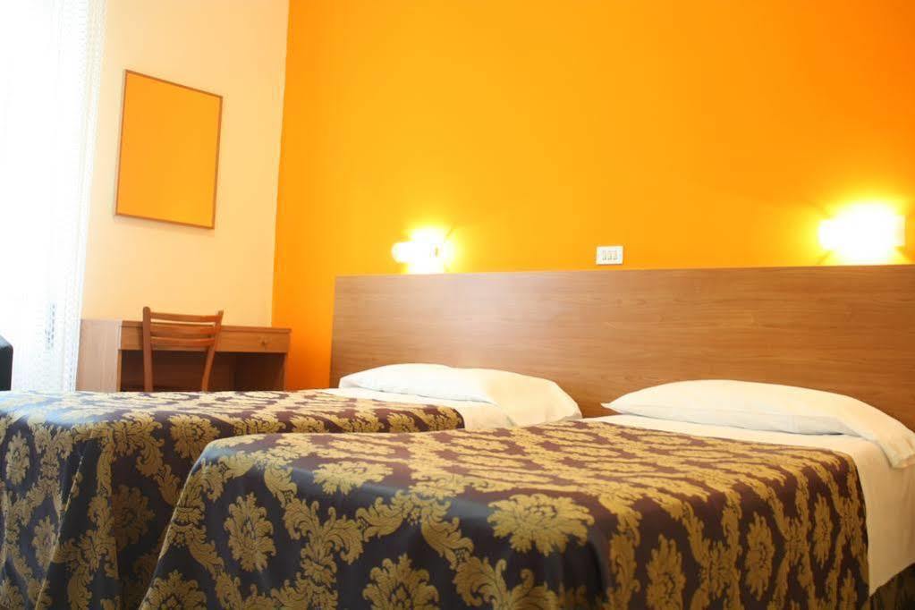 Hotel Garden Milano Ngoại thất bức ảnh