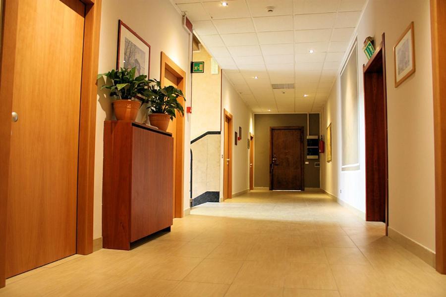 Hotel Garden Milano Ngoại thất bức ảnh